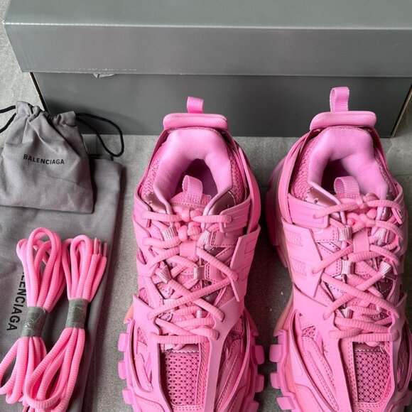 Balenciaga Red LED Track Sneakers Size 7 - Picture 2 of 8